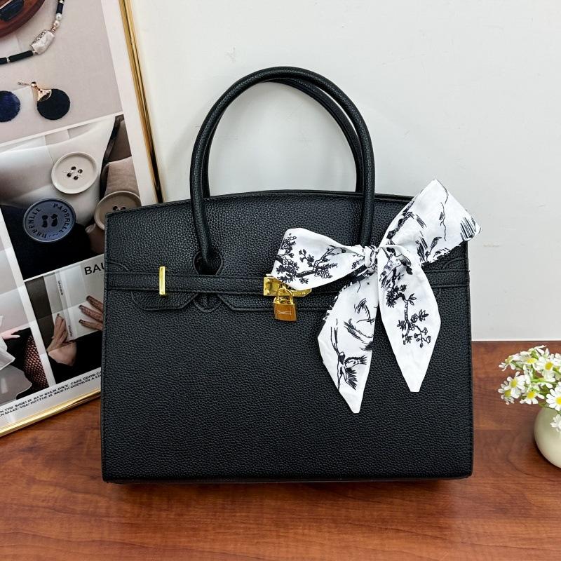 

Silk scarf decoration light luxury high quality soft durable fashion exquisite lightweight commuter outdoor beach crossbody bag shoulder bag рожевий