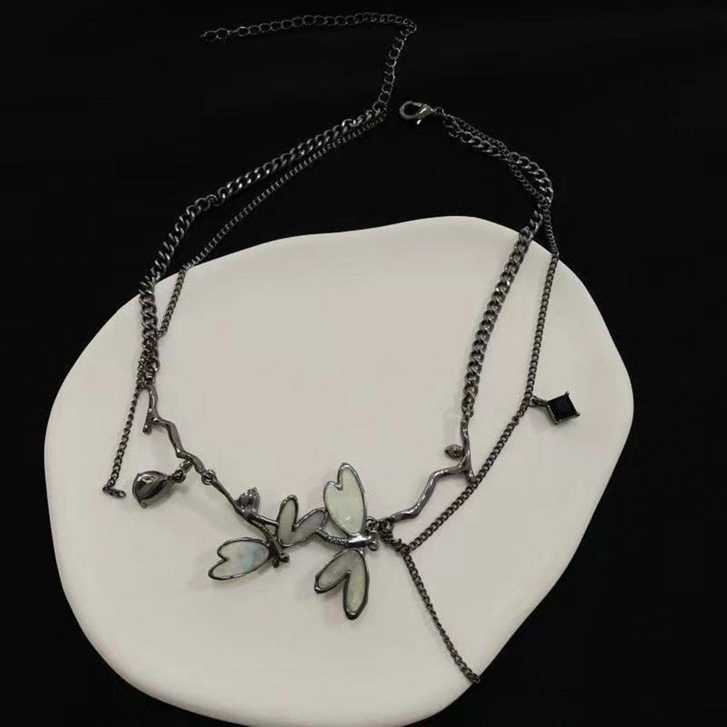 Dragonflys Charm Necklace Unique Clavicle Chain Adjustable Length Neckchain Fashion Choker Accessory for Trendsetters