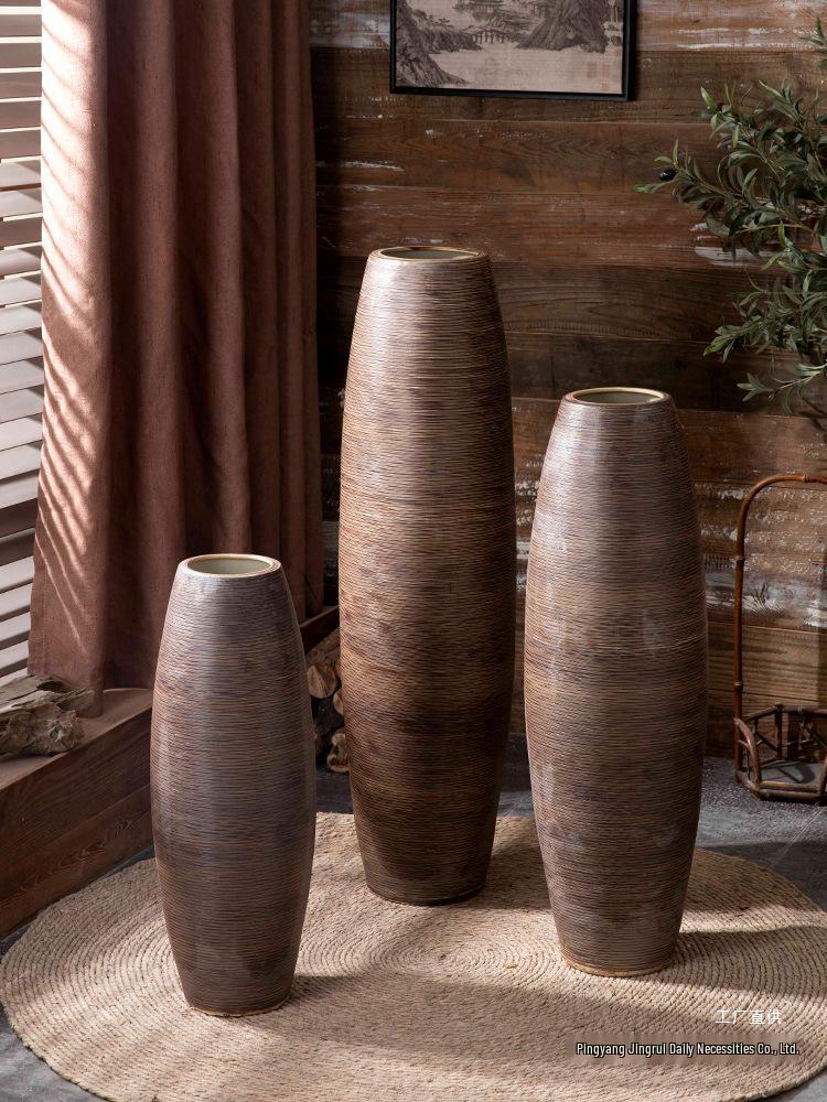 Floor-Standing Ceramic Vase In Retro Wabi-Sabi Style for Dried Flowers, Ideal for Hotel, Courtyard, and Homestay Décor.