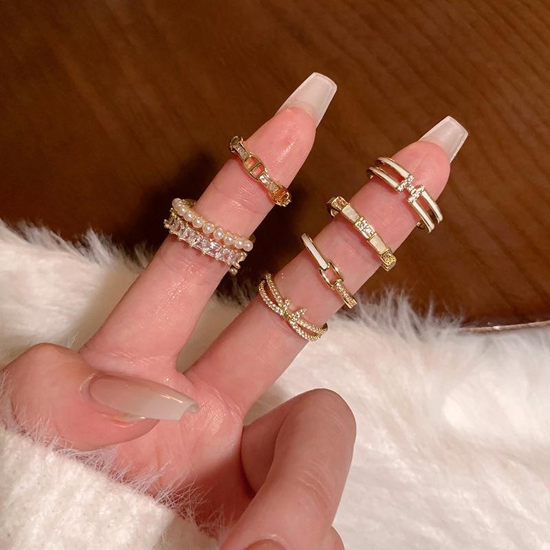 Shiny Zircon Pearl Open Ring for Women Luxury Ear Needles Earrings Fashion Simple Personality Wedding Jewelry
