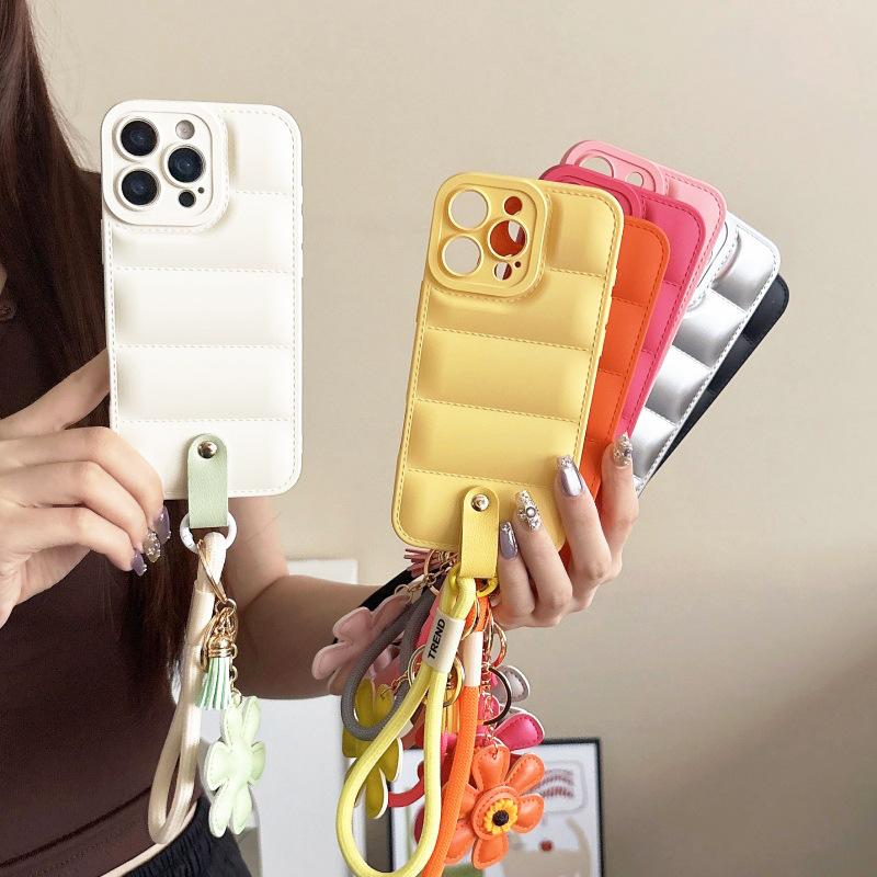 Applicable To Iphone16 Down Jacket Mobile Phone Case 17ProMax Sunflower Portable Silicone All-inclusive 15P Protective Case