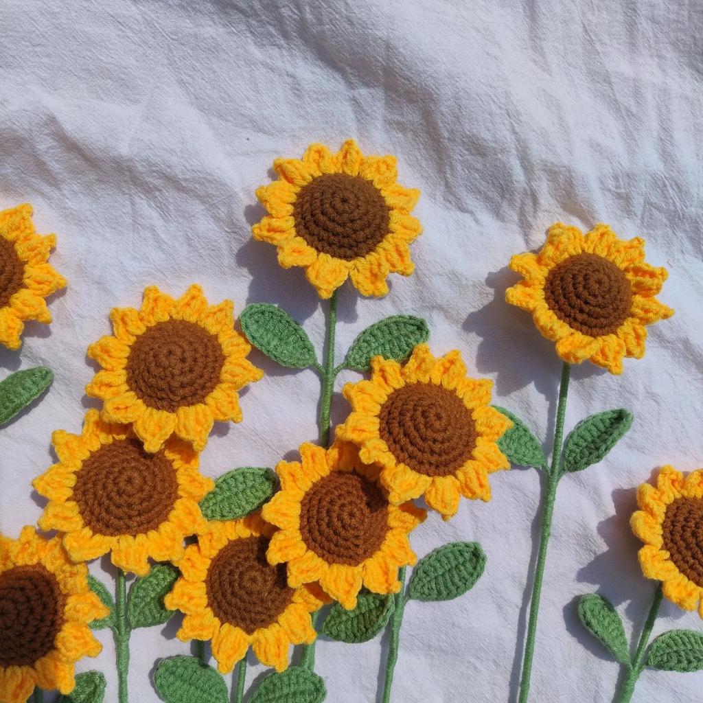 1pc Sunflower Hand Woven Bouquet Creative Wool Knitting Flower Sunflower Decorations Mother'S Day Birthday Gift Teachers Day