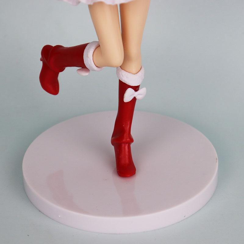 New Christmas theme Hatsune Miku Figure Holding a gift in hand Desktop Anime Handmade Decoration Doll for Fans Collection Gift