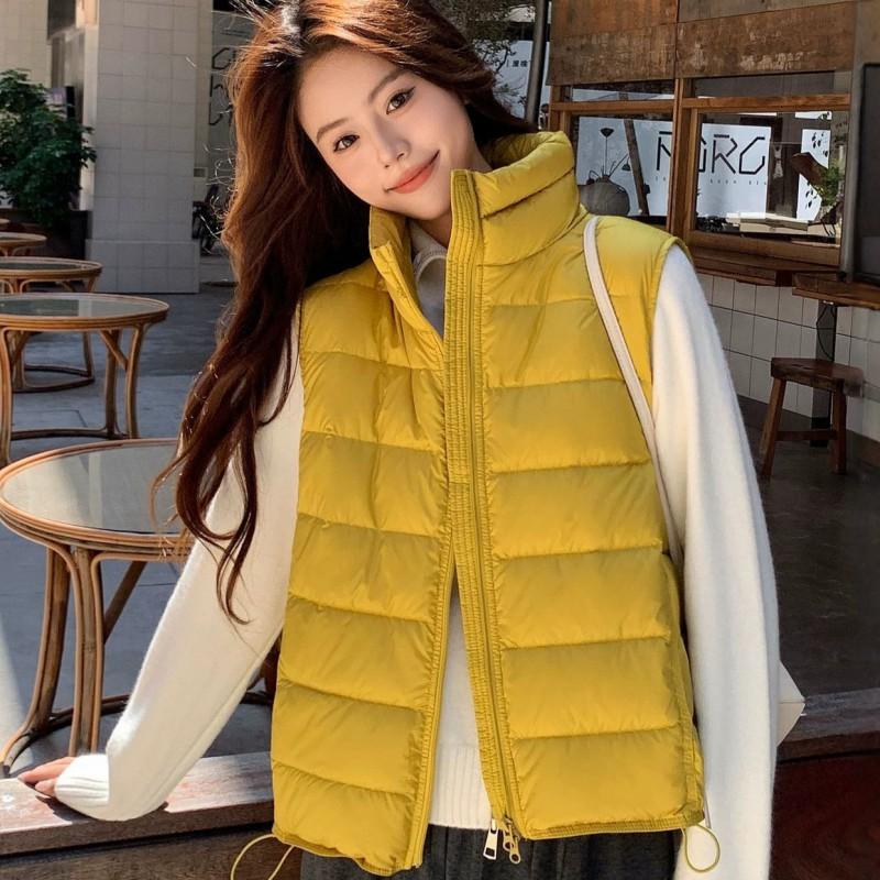 Womens Lightweight Puffer Vest Short Sleeveless Stand Collar Warm Casual Outerwear Winter