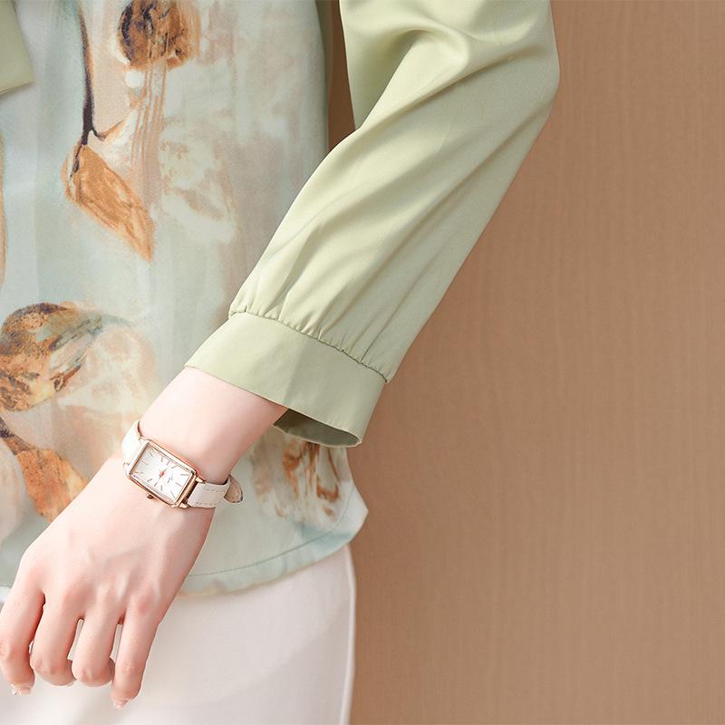 Fashionable Spring V-Neck Tie Shirt for Middle-Aged Women, Long-Sleeve Printed Top