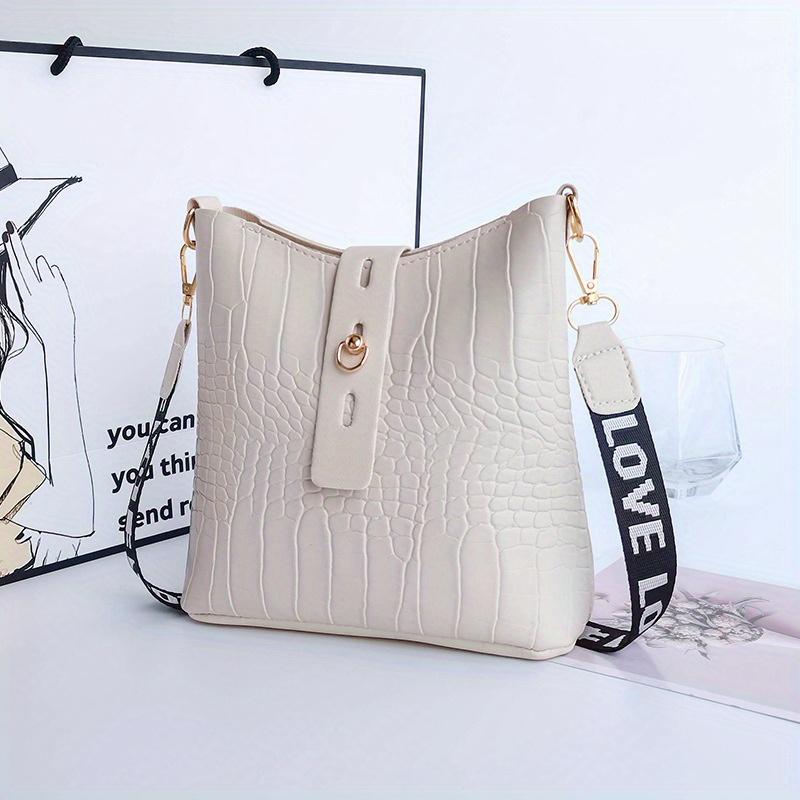 Women's PU Crocodile-Embossed Shoulder Bag Large Capacity Small Square Crossbody Purse Women's Cute Crossbody Bag
