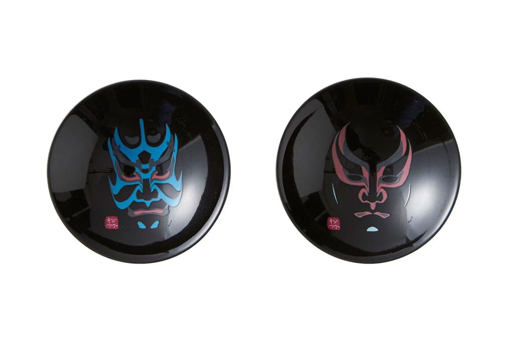 In Marumo Takagi Ceramic Warm Kurohira Sake Pair Set Color Changes with Temperature Kabuki Nihonkuma Kugeara Japan Souvenir Gift Present Gift