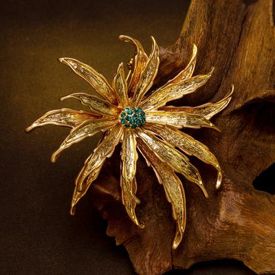 Vintage Elegante Blumennadel