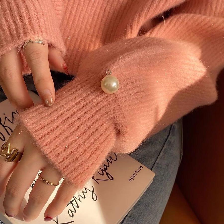 Women's Designer Loose V-Neck Pink Knitted Sweater for Autumn/Winter 2024