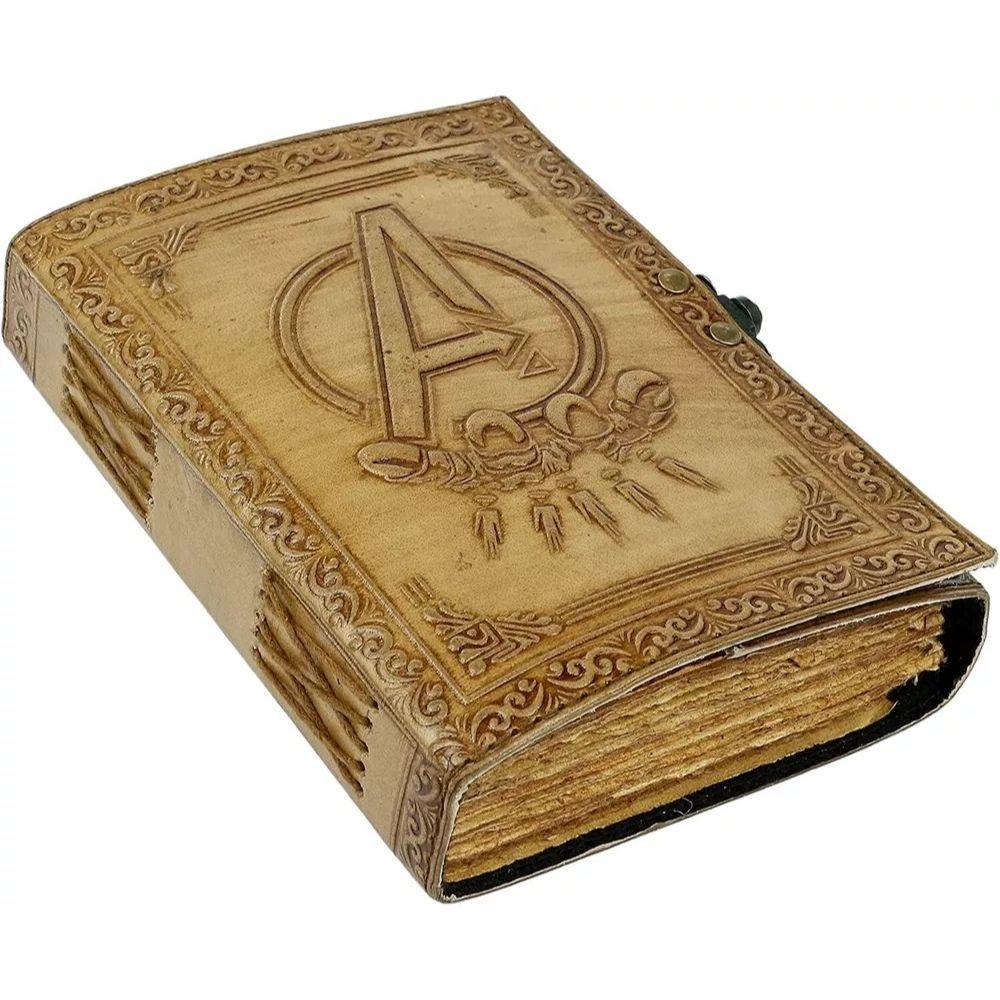 

Мстители, комиксы Marvel, ретро-журнал из тисненой кожи с легендами Marvel