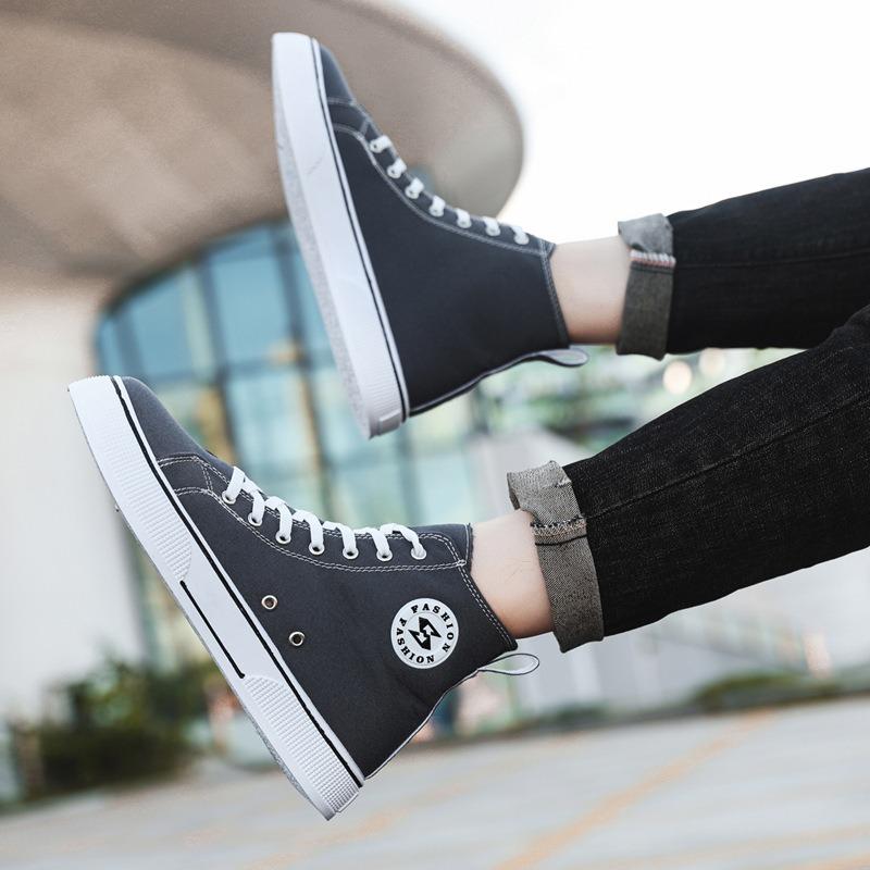 Board Shoes Men's Spring New Fashion Trend Casual Shoes Young and Young High-top Soft-soled Lightweight Breathable Canvas Shoes