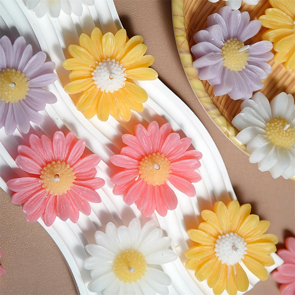 4pcs Daisy Flower Silicone Mold Scented Cup Candle Fragrant Plaster Ornament Molds Durable Easy to Demold for Home Decor Gifts