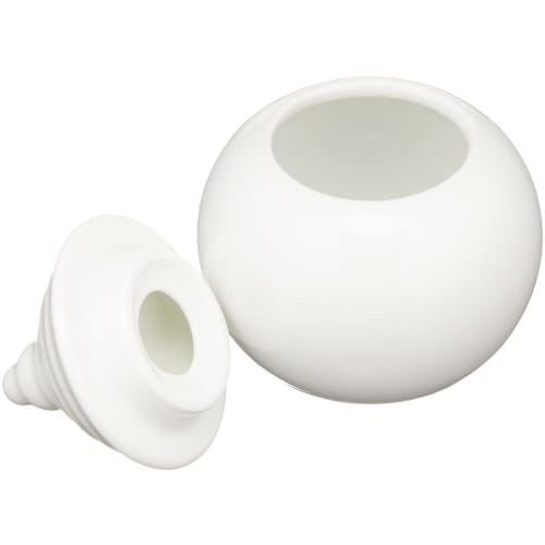 This simple and beautiful 7-piece white ceramic offering set from Kamidana no Sato includes everything you need for offerings. Includes standard offer