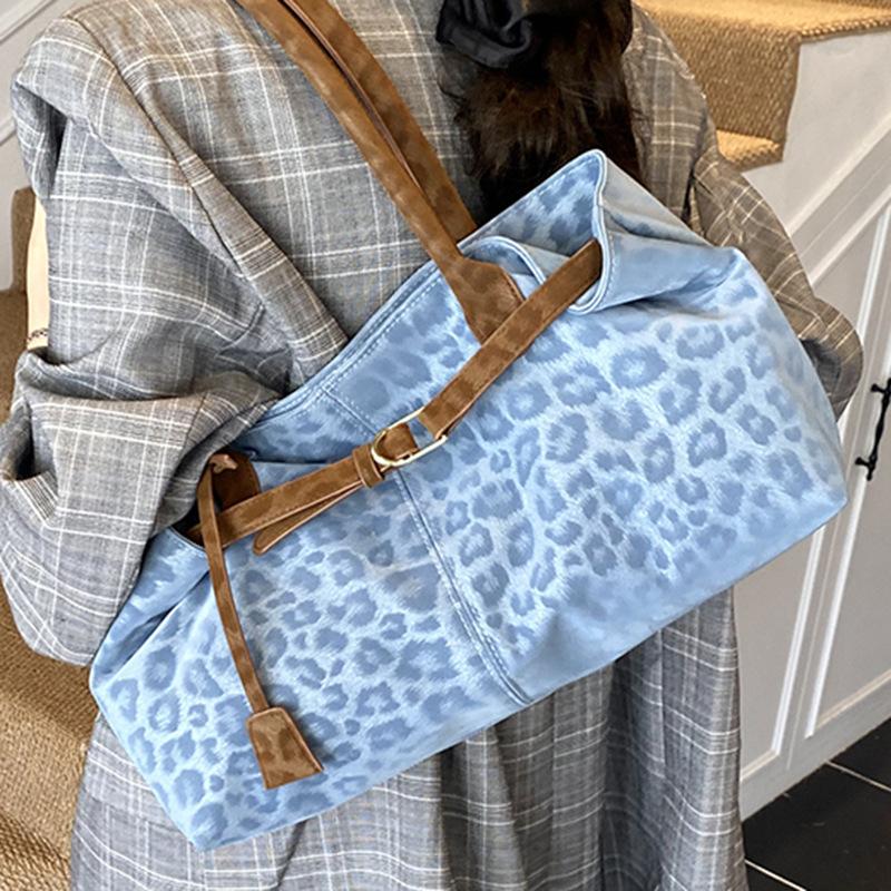 Casual Commuting High Appearance Level Retro Large-capacity Tote Bag Single-shoulder Underarm Hand-carried Small Bag
