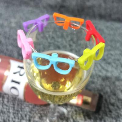 6Pcs Silikon Gläser Geformt Wein Glas Marker Trinken Tasse Kennung Becher