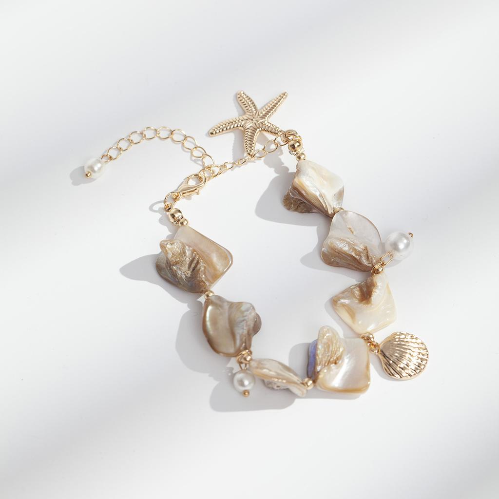 European and American Marine Element Alloy Summer Beach Shell Necklace, Personalized High-end Starfish Multi-layer Collarbone Chain