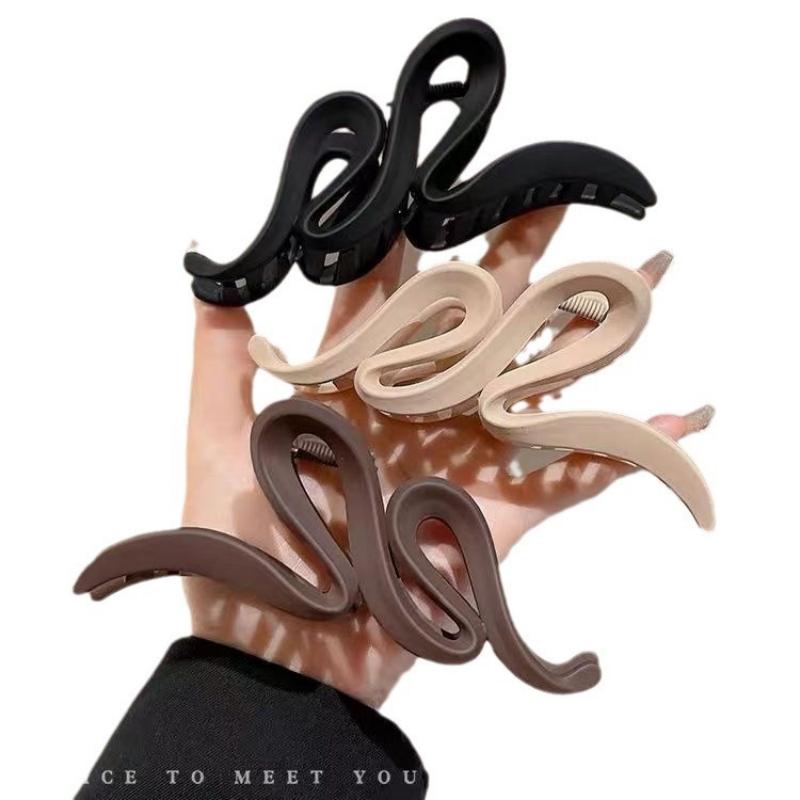 Large Shark Clip High-End Light Luxury Autumn And Winter Wave Grip Clip, Frosted Back Hair Clip Hair Accessory For Women