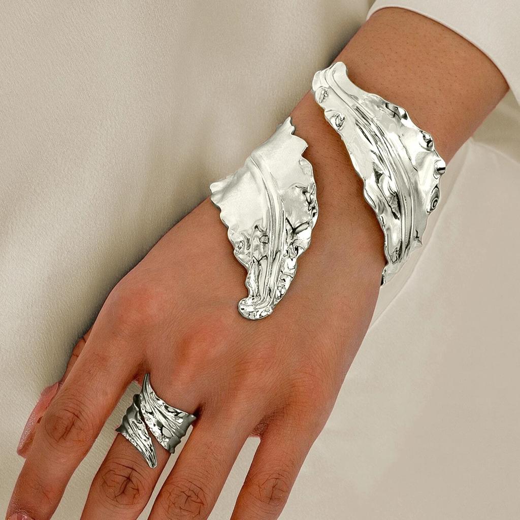 Vintage Fashion Folded Leaf Bracelet Spiral Opening Adjustable Ring Set for Women Girls Holiday Party Fashion Jewelry BS031