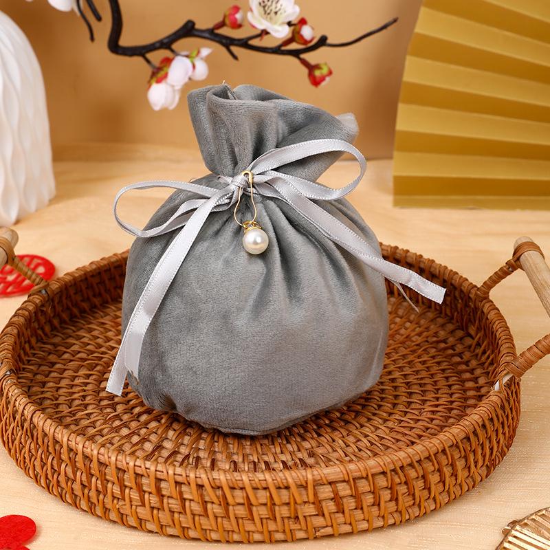 European Style Velvet Round Candy Bag - Creative Wedding & Festival Favor with Drawstring