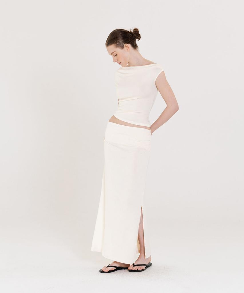Ingi Active Drape Slit Skirt Cream Beige