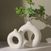 1 Stück Imitationskeramik reinweiße Vase Dekoration Vase Dekoration Donut Muster Blumentopf Schreibtisch Design Sinn Dekor
