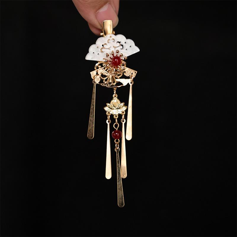 Tang Dynasty Gold Hair Accessories Set: Hanfu Retro Headdress with Hairpins, Forks, and Combs.