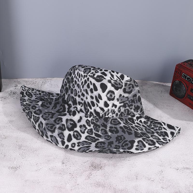 Vintage full version of leopard print big eaves with rope fisherman hat windproof shade suitable for ladies outing photo play