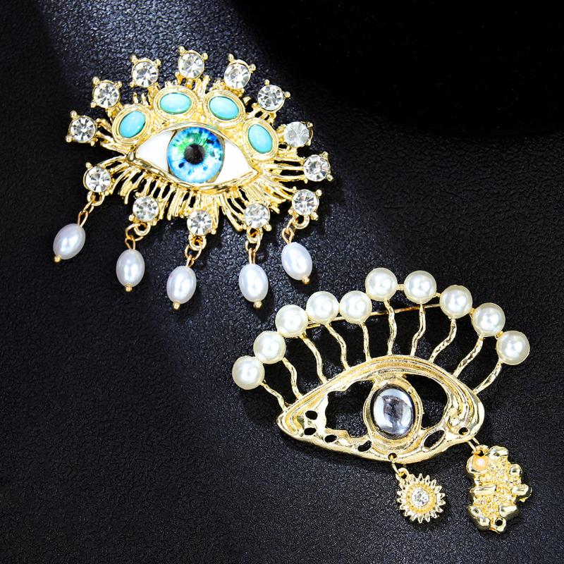 [HF]New 1Pc Luxury Rhinestone Devil Eyes Brooches For Women Character Pins Casual Party Accessories New Gifts Friends Decoration