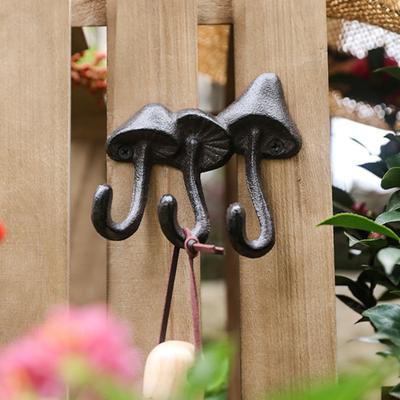 Mushroom Wall Hook Cast Iron Toadstool Hook Hanger Indoor Outdoor Use Decorative