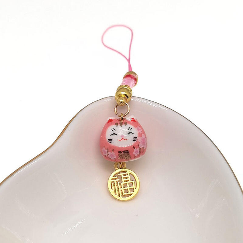 Cat Maneki Neko Keychain Lucky Charm White Charm Key