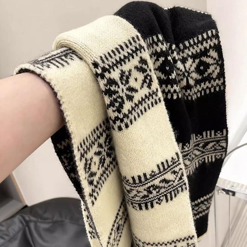 Fair Island double-sided jacquard knitted Christmas red scarf Korean atmosphere autumn and winter versatile high-end scarf women
