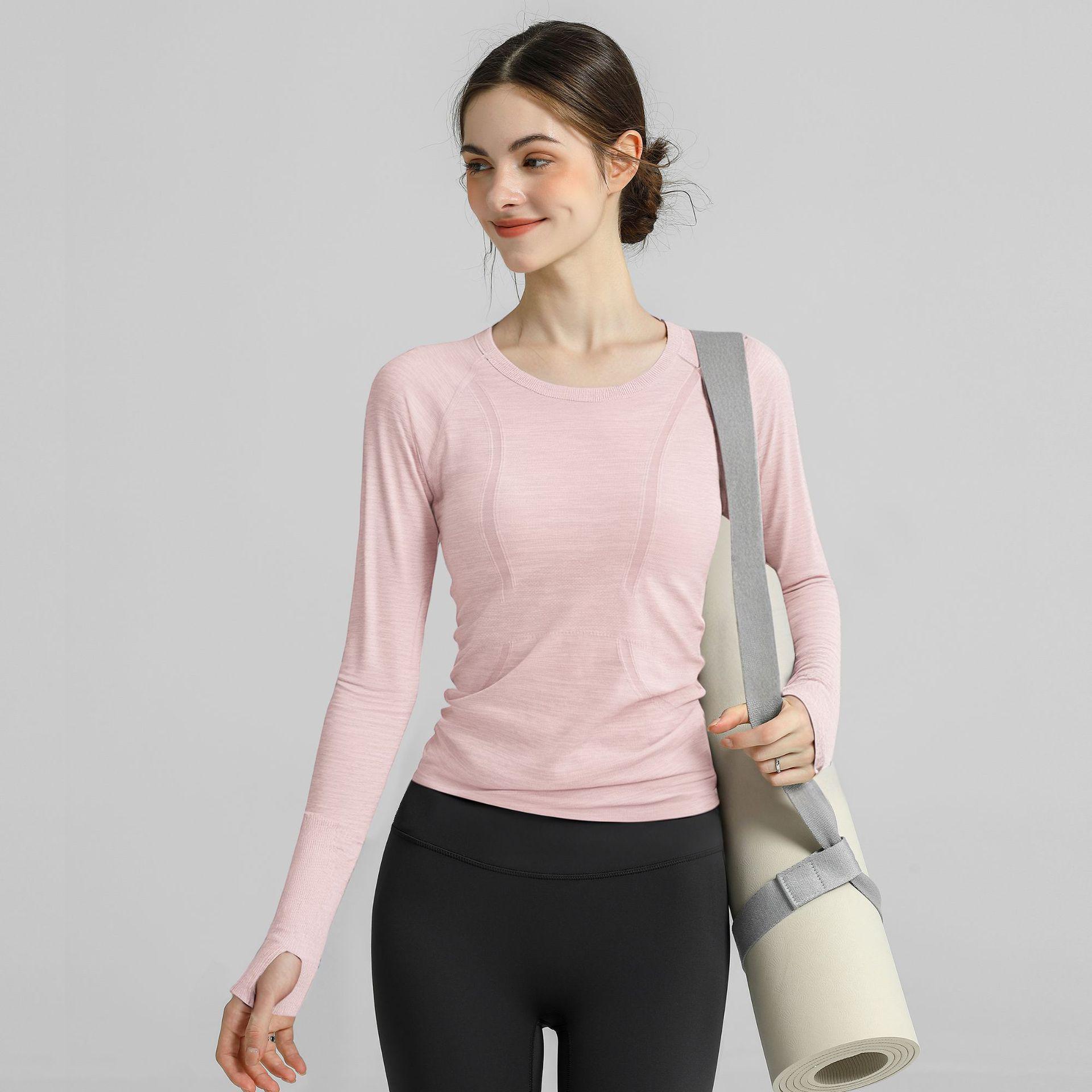 

Women s Quick-Dry Yoga Sports Top & Long Sleeve Set for Running, Cycling, Pilates, and Fitness. XL [Recommend 67.5-75 kg]