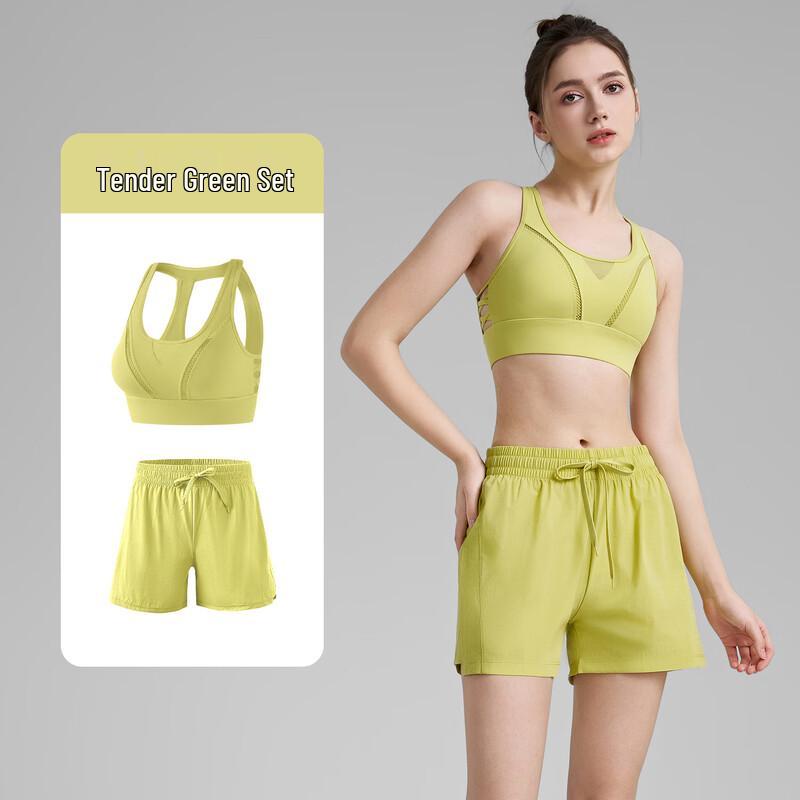 

Women s Yoga Set with Sports Bra and Shorts M