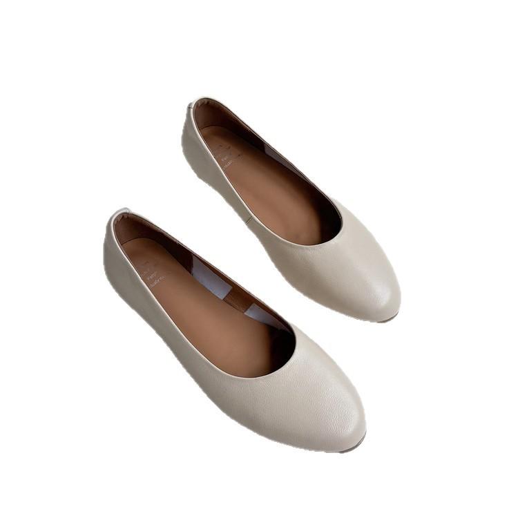The new product is not extravagant and original, giant soft witch shoes~ leather flat-bottomed ballet single shoes women's spring 2025 versatile c