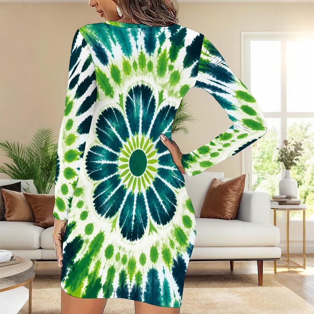 Women Plus Size Round Neck Long Sleeve Clover Printed Dark Green Bodycon Mini Dress