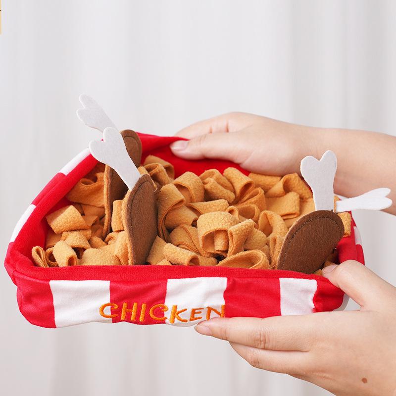 "Dog Sniffing Mat: Interactive Food Puzzle Blanket for Self-Entertainment and Energy Release."