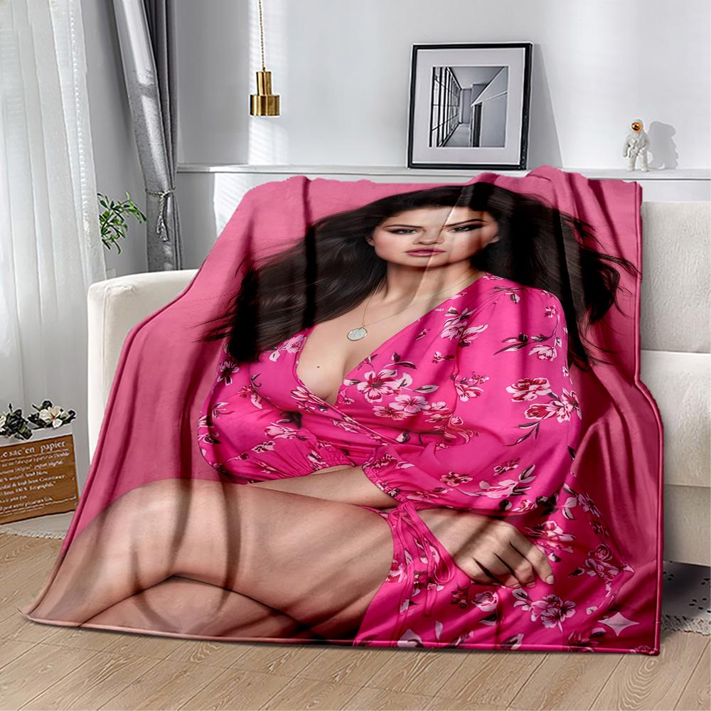 Selena Gomez Blankets are suitable for living rooms,making them an ideal choice for outdoor travel and gifts.