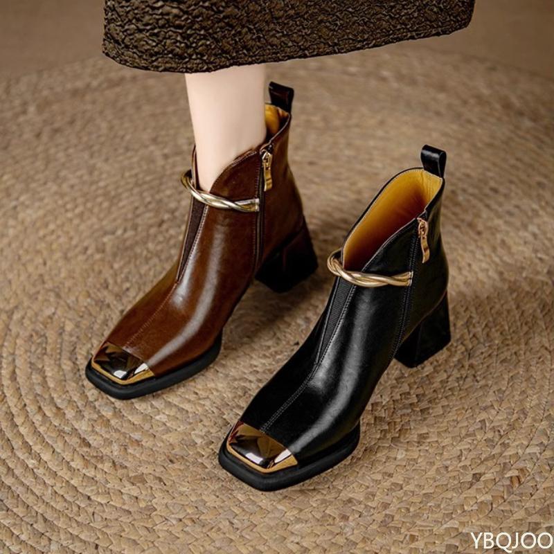 Damen Herbst neue quadratische Zehen dicke Absatzstiefel sind modische einfache bequeme vielseitige Damen Kurzstiefel