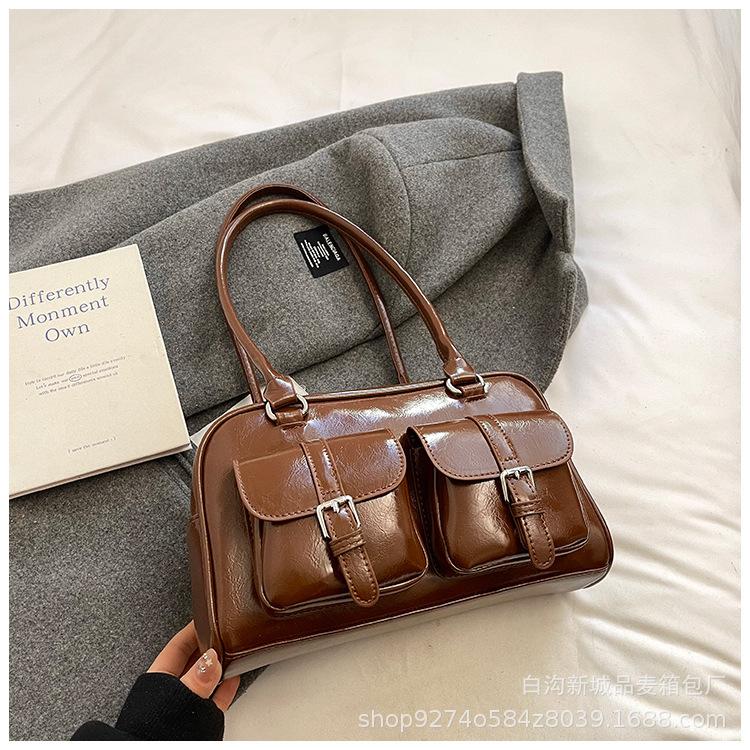 

Underarm pillow bag women s Korean version ins trendy fashion shoulder bag 2025 new high-end underarm commuter leisure bag