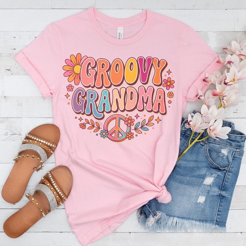 Groovy Grandma T-Shirt, Retro Flower Power Hippie Grandmother Gift