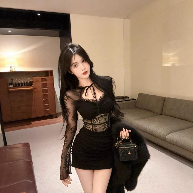 Autumn and winter new sexy Spice Girls low-cut elastic cotton mesh short hip-wrapped long-sleeved bottom tight dress women