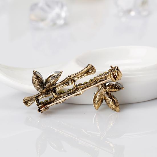 Metal Badge Unique Beautiful Silver Metal Pin Bamboo Jewelry Brooch Badge Pin for Girl