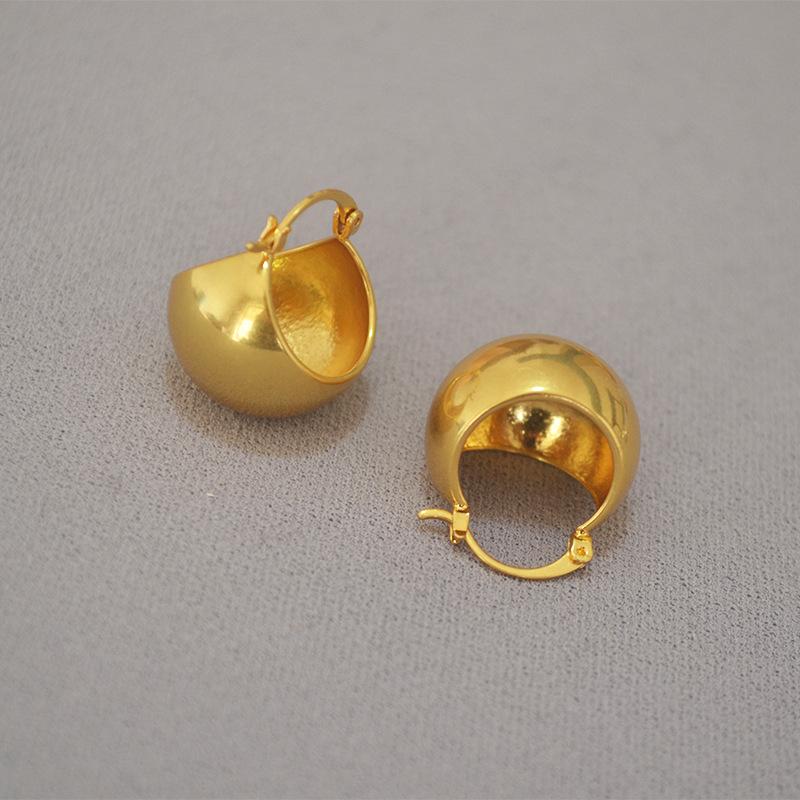 Celi Styl Retro Zveličené Duté Kuličky Jednoduché Módní Temperament Mosaz Pozlacené Náušnice Náušnice Ženy