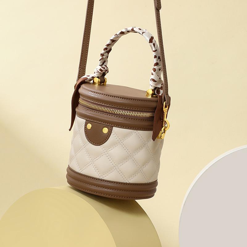 New Bag Autumn and Winter Women's Bag Bucket Bag Crossbody Bag Genuine Leather High-end Versatile Handbag Bag