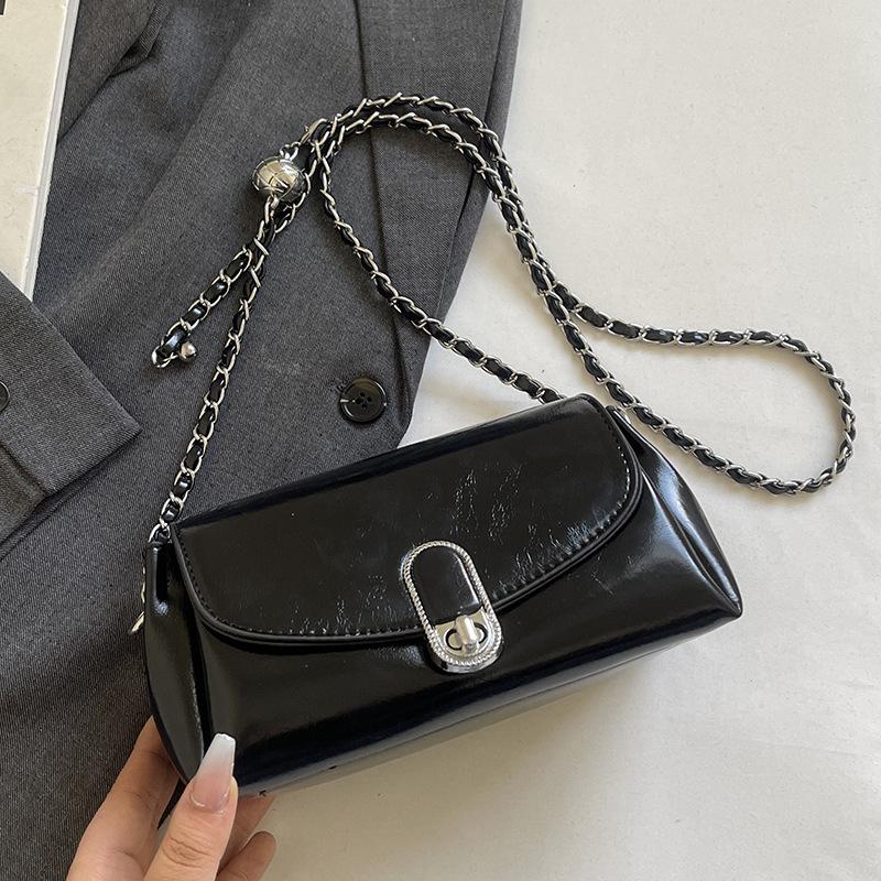 Korean Version Trendy Fashion Versatile Simple Chain Small Square Bag High-end Niche Design Versatile Temperament Messenger Bag