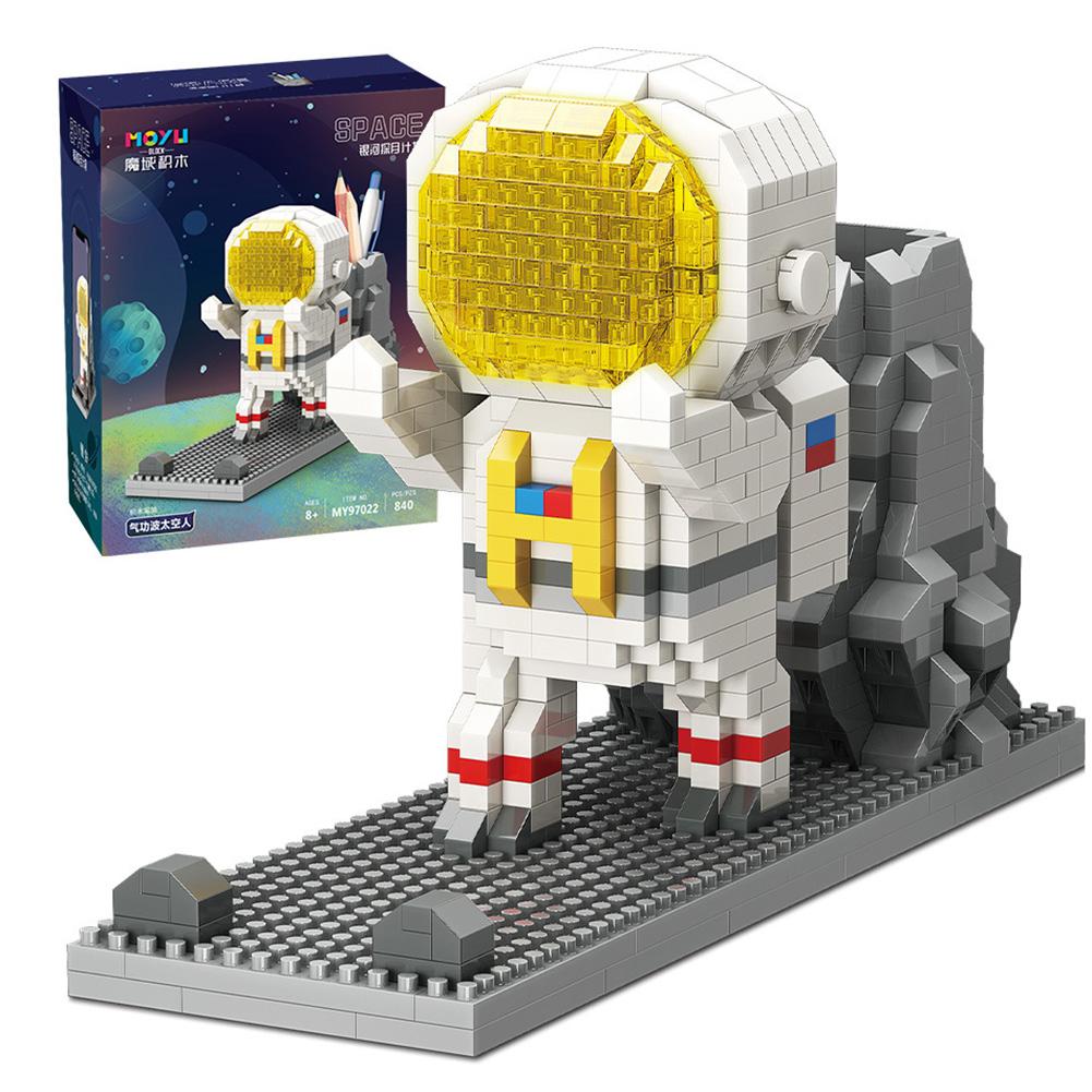 Cartoon Astronaut Building Blocks Pen Container Holder Micro Diamond Small Particles Assembled Building Blocks For Gifts