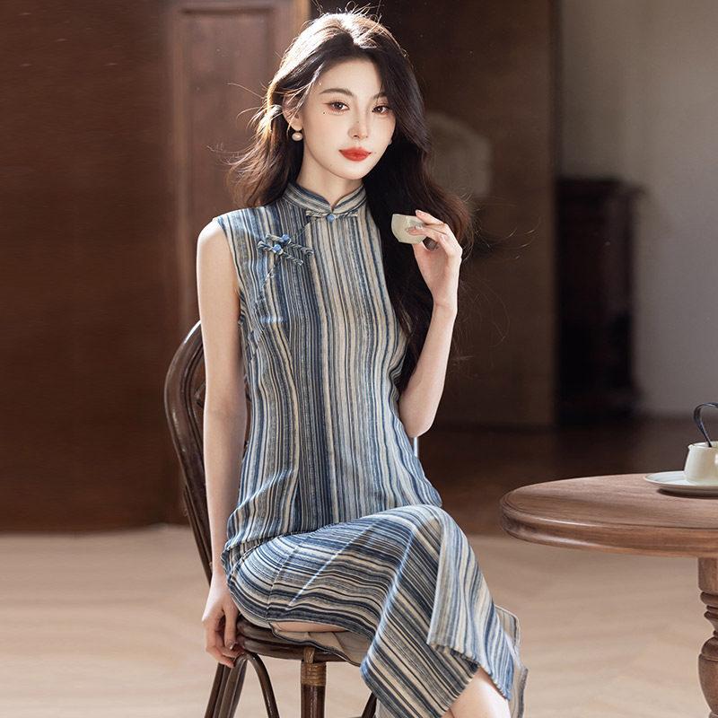 Striped daily sleeveless national style new Chinese long cheongsam improved young 1011 new women's high sense summer