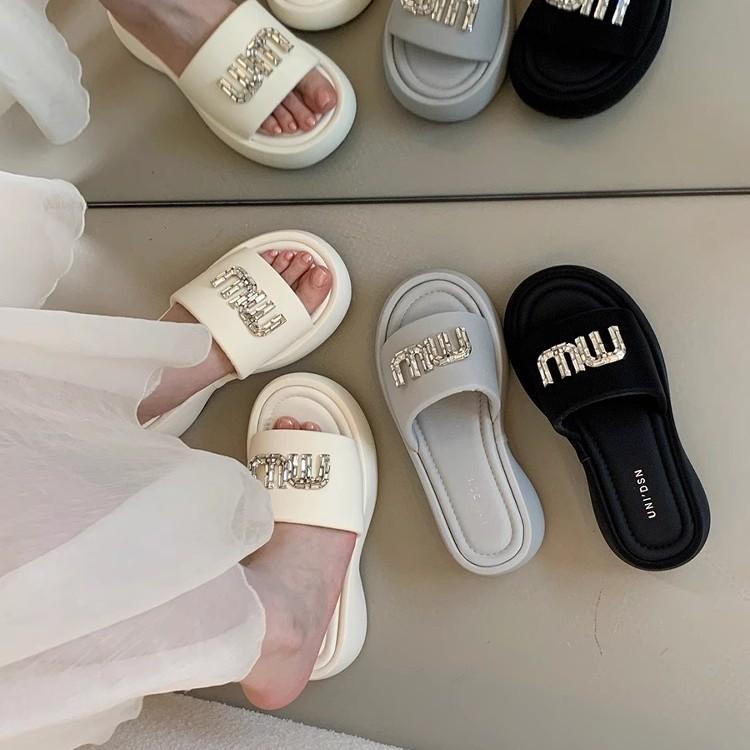 Muffin thick-soled small one-word slippers women's shoes wear 2025 new summer Korean version fashion cool slippers