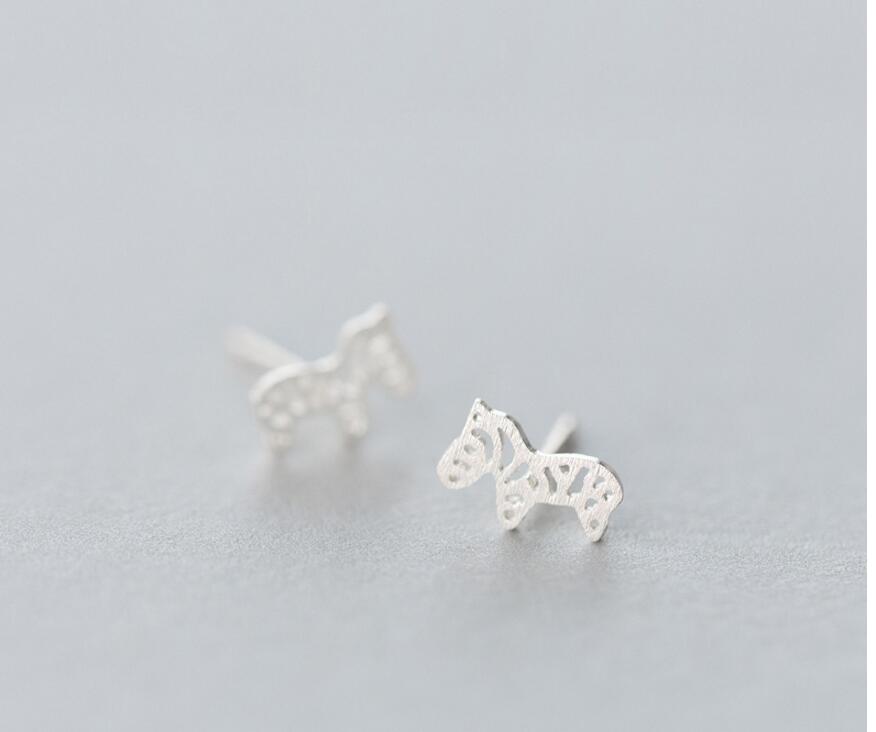 100 %925 Sterling Silver Ethnic Zebra Stud Earrings For Women Elegant Lady Prevent Allergy Brincos Pendientes New A098