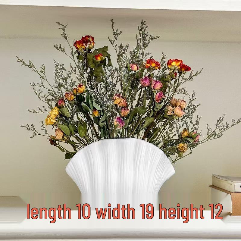 Nordic Creative Human Body Art Desktop Organizer: Multi-functional Pen and Makeup Holder